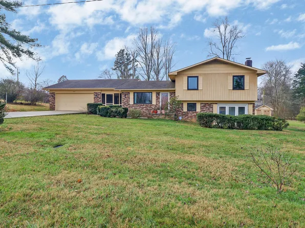 1209 Sequatchie Rd, Pikeville, TN 37367