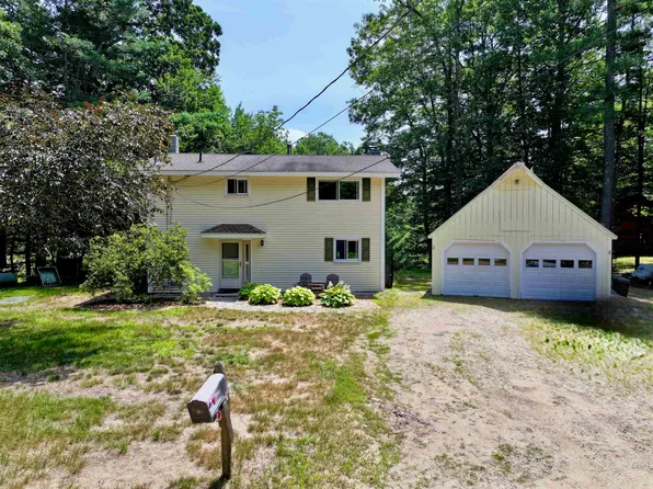 10 Belmont Drive, Barnstead, NH 03225