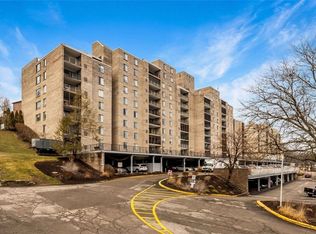 2160 Greentree Rd APT 405W, Pittsburgh, PA 15220