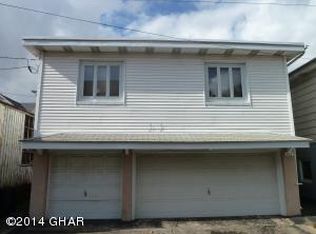 608 Hanover Ct, Hazleton, PA 18201