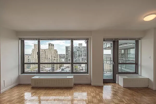 Rented by Solow Realty | media 9