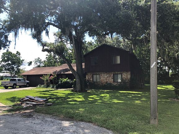 2nd image of 2053 Chester Ct