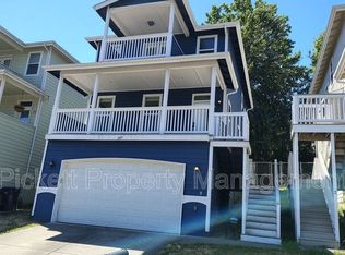 147 N Wycoff Ave, Bremerton, WA 98312