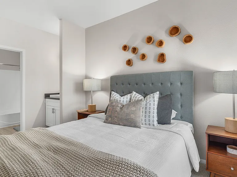 Verano Townhomes — Photo 9
