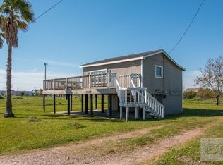 1025 O'Neal Rd, Crystal Beach, TX 77650