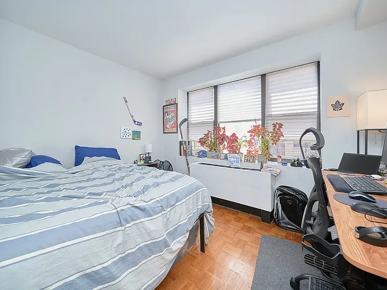 337 W 43rd St #6A — Photo 9
