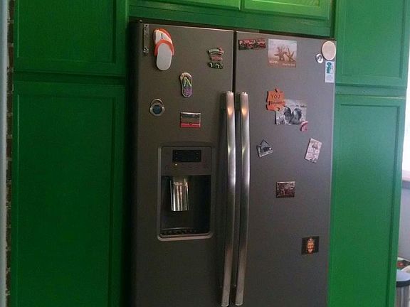 Fridge with surround