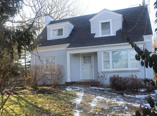 3170 Landwehr Rd, Northbrook, IL 60062