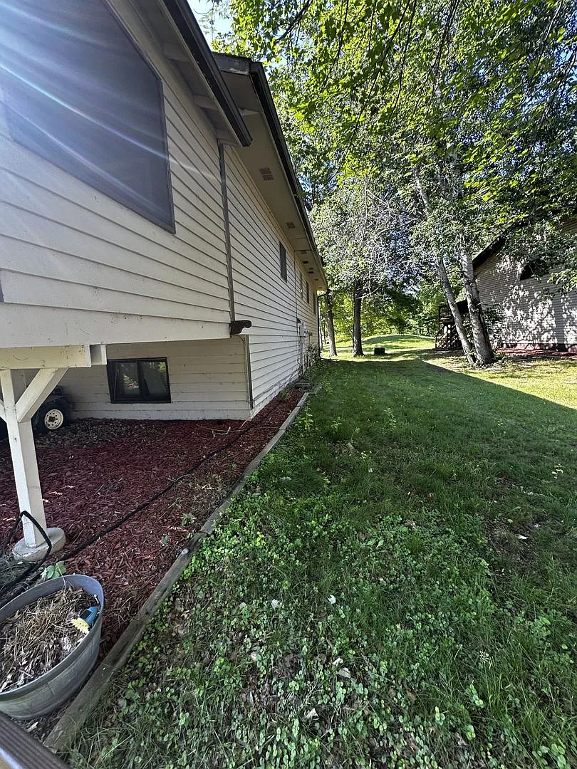 7155 Browns Lane — Photo 3