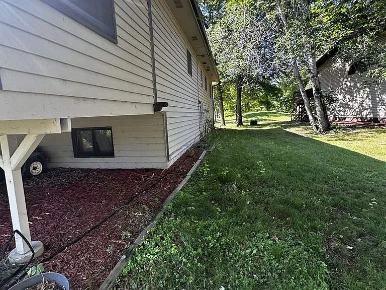 7155 Browns Ln — Photo 3