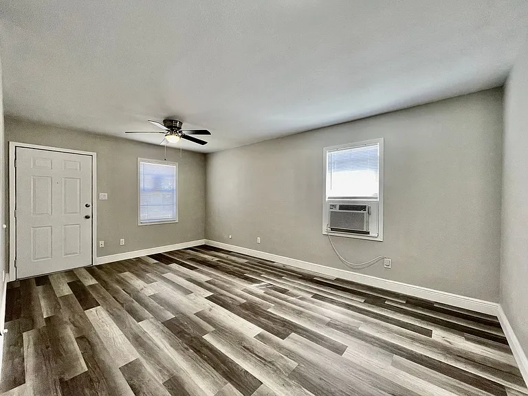 232 Camacho St — Photo 3