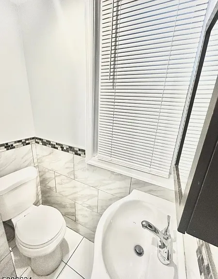 182 Seymour Ave #1 — Photo 7