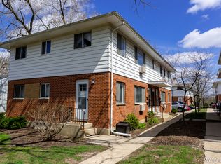 145 Westerfield Pl APT A, Grayslake, IL 60030