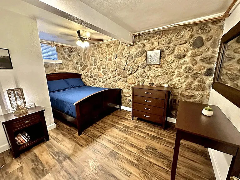 2114 W Colorado Ave #2 — Photo 9