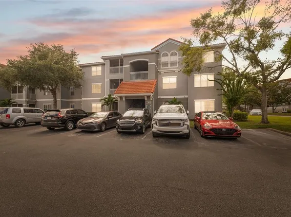 18001 Richmond Place Dr APT 215, Tampa, FL 33647