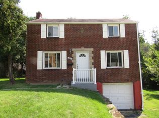 3020 Hebron Dr, Pittsburgh, PA 15235
