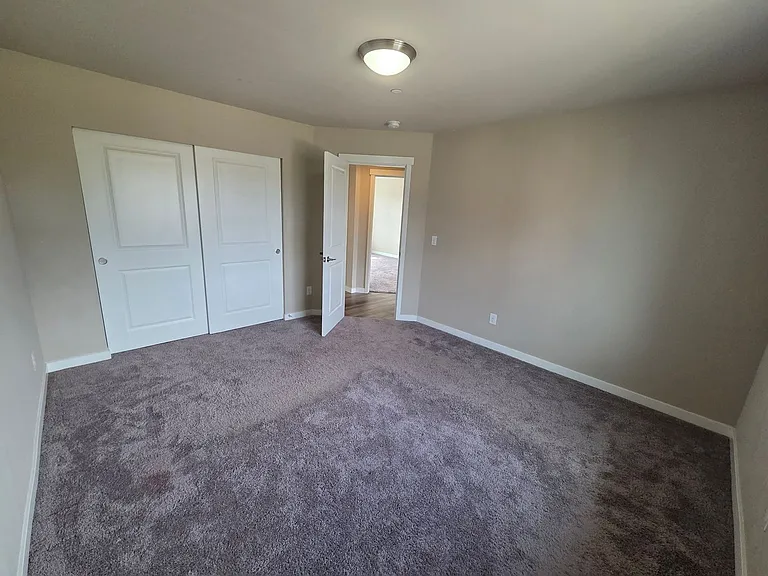 2524 Jacaranda Ave — Photo 28