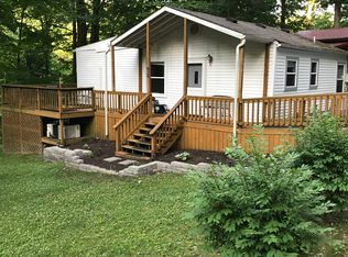 8125 S Fox Ln, Nineveh, IN 46164