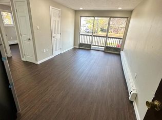 3118 W 14th St APT 303, Cleveland, OH 44109