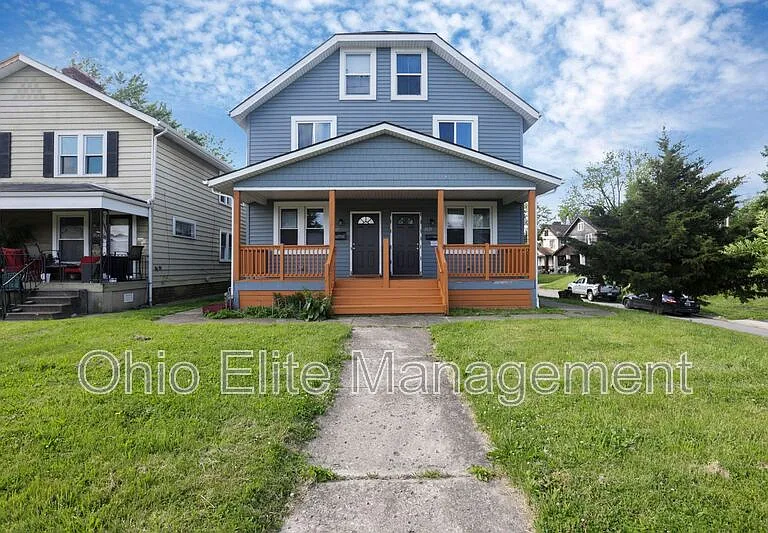 2023 Sullivant Ave — Photo 2