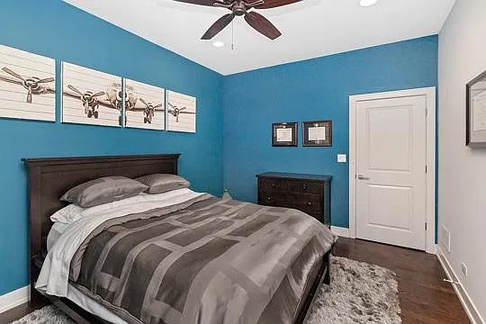 2 bed, 1200 sqft, $3,000 — Photo 4