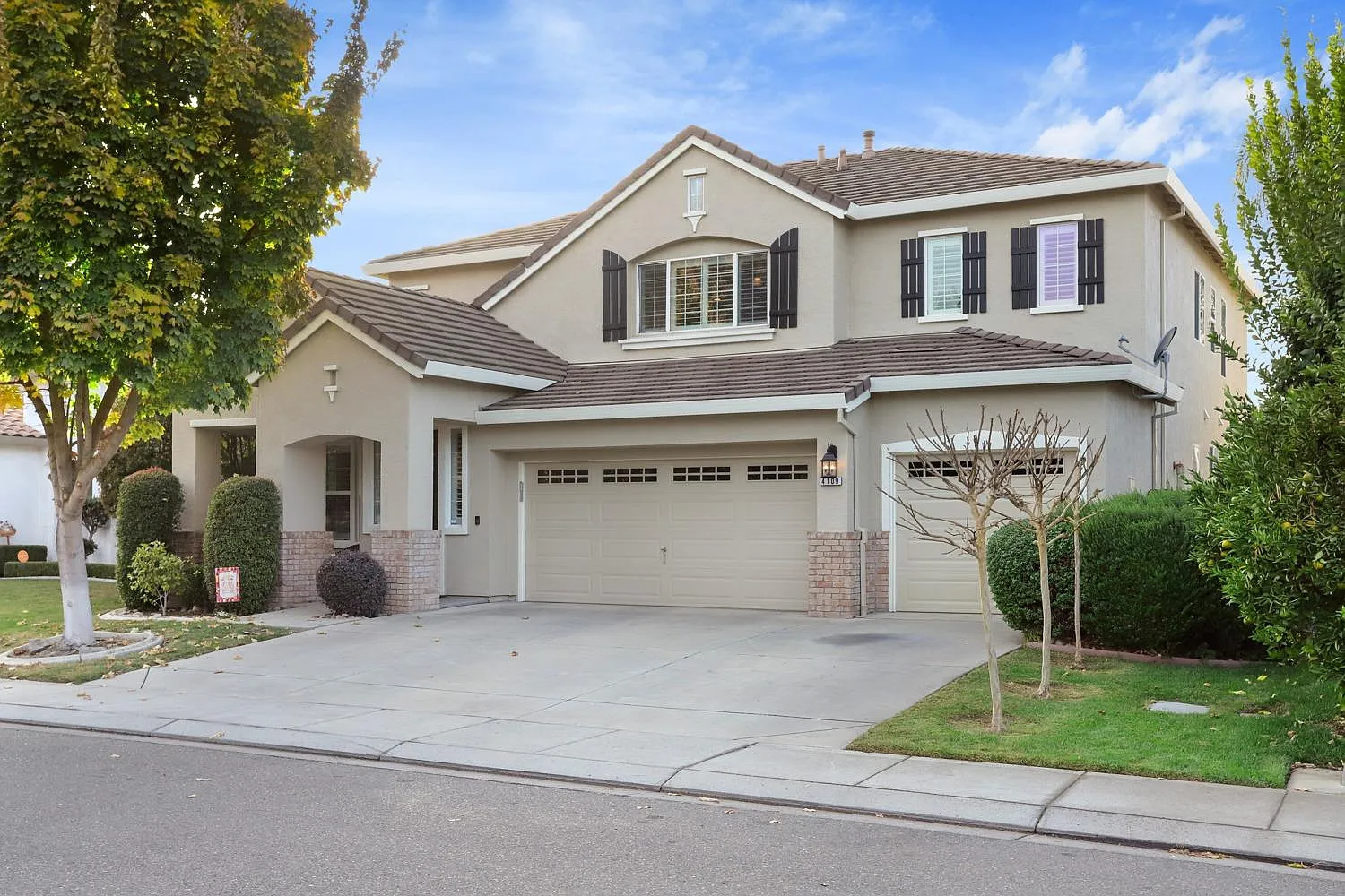 4109 Highlights Way photo 1