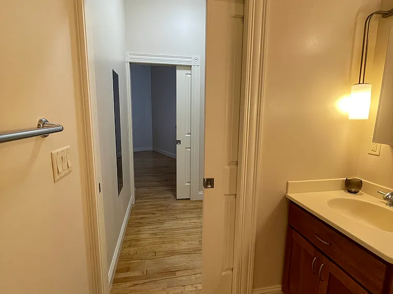 9 N Centre St #302 — Photo 15