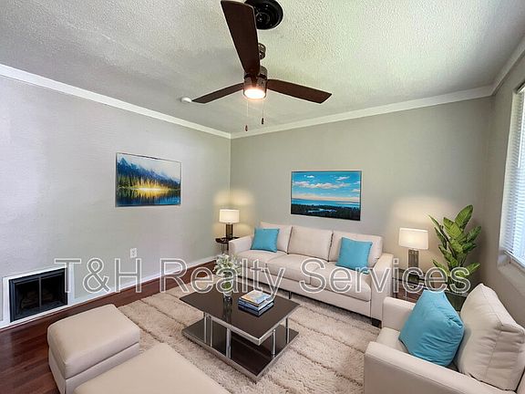 5th image of 2035 Kildare Ave