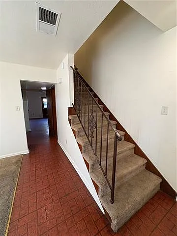 3316 Delaware Ave #C — Photo 4