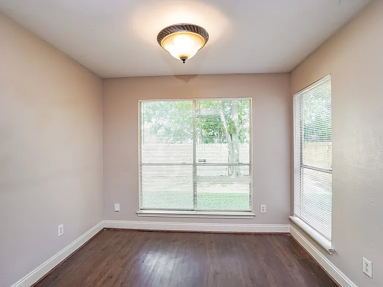 8710 High Mountain Dr — Photo 7