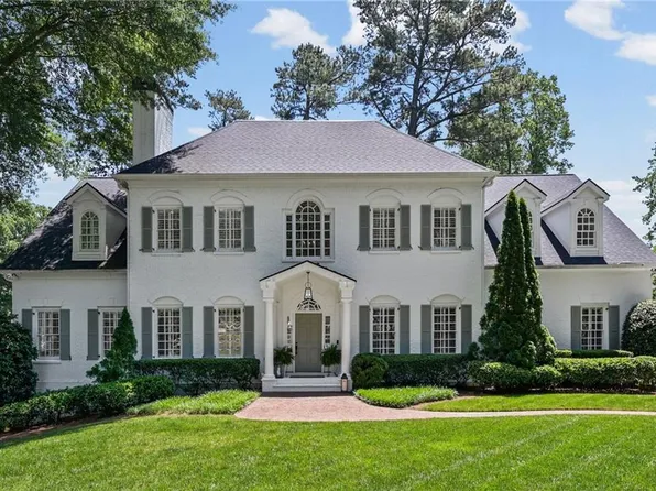 4371 Club Dr NE, Atlanta, GA 30319