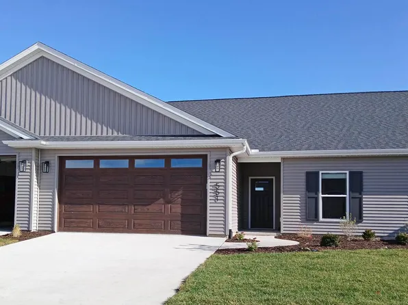 551 N 3rd St, Eldridge, IA 52748