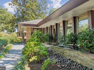 2719 N Nelson St, Arlington, VA 22207