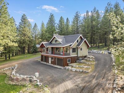 1286 Shore Dr, Cascade, ID, 83611