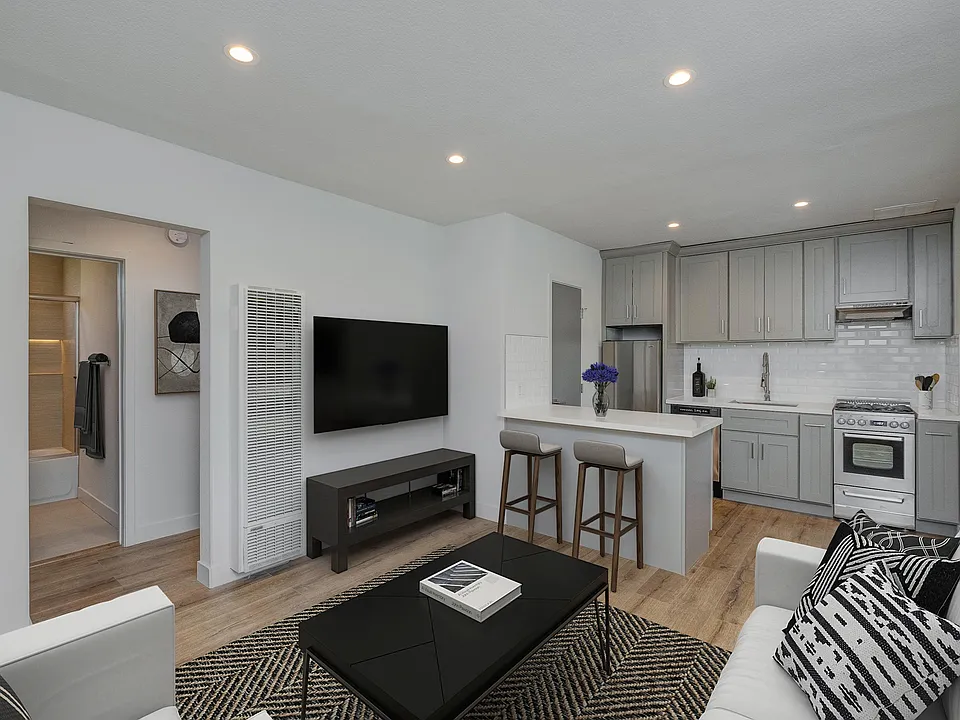 4136-4140 Grand View