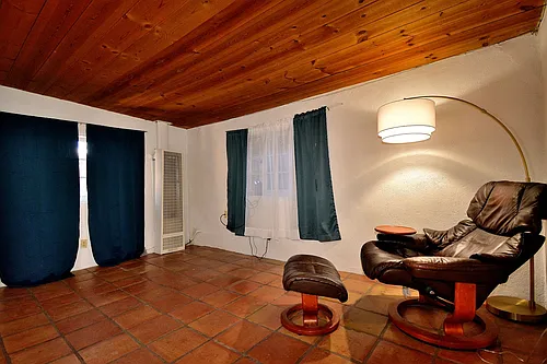 142 Duran St #3 Photo 1