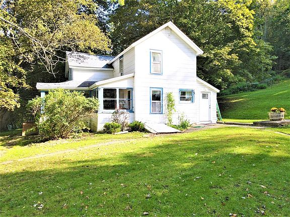 3rd image of 1410 Nanticoke Dr
