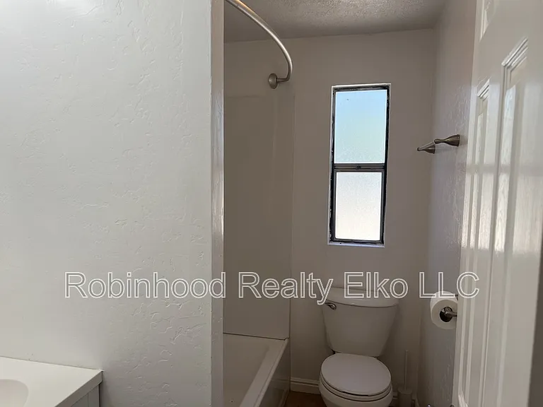 318 Marble Dr — Photo 24