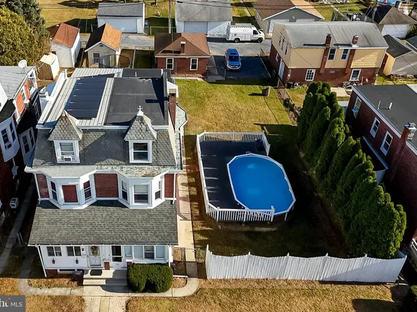 427 Fairview St, Reading, PA 19605