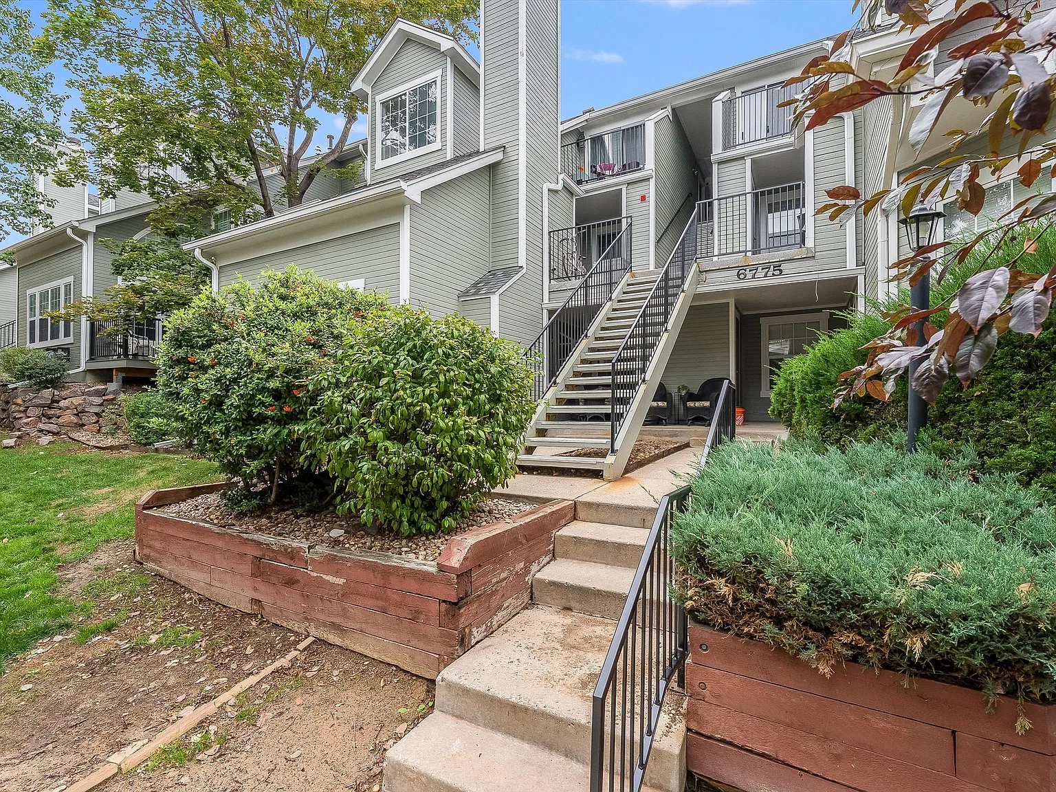 6775 S Ivy St - B-5 - B-5 — Photo 4
