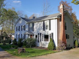 7 Davis Rd, Waymart, PA 18472