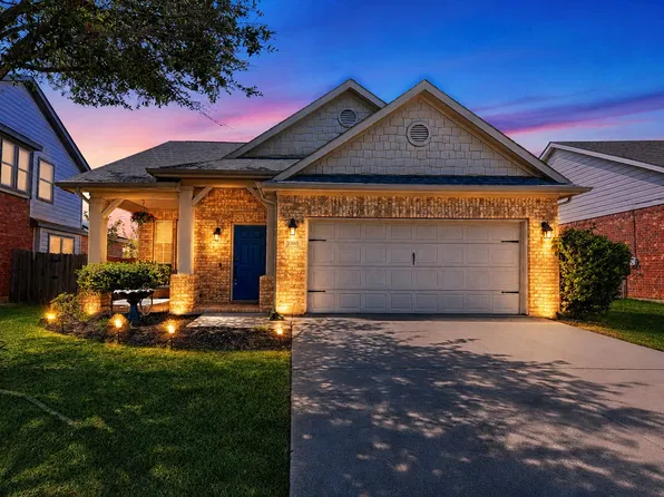 10969 Hawks Landing Rd, Haslet, TX 76052