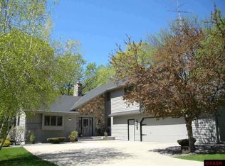 134 Maple Park Dr, Mankato, MN 56001