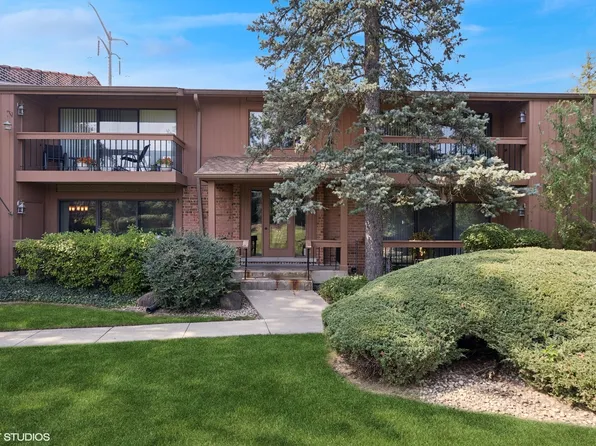 8066 Garfield Ave #2, Willowbrook, IL 60527