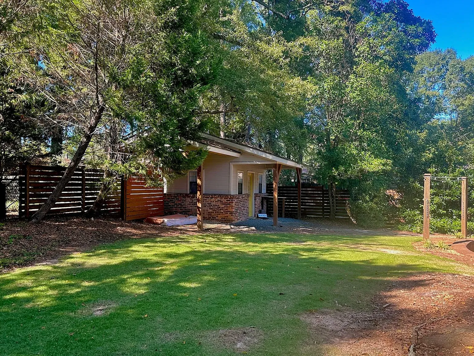 3 bed, 1700 sqft, $2,600 — Photo 3