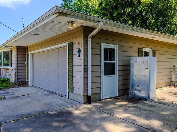 4th image of 1530 County Road 550 E