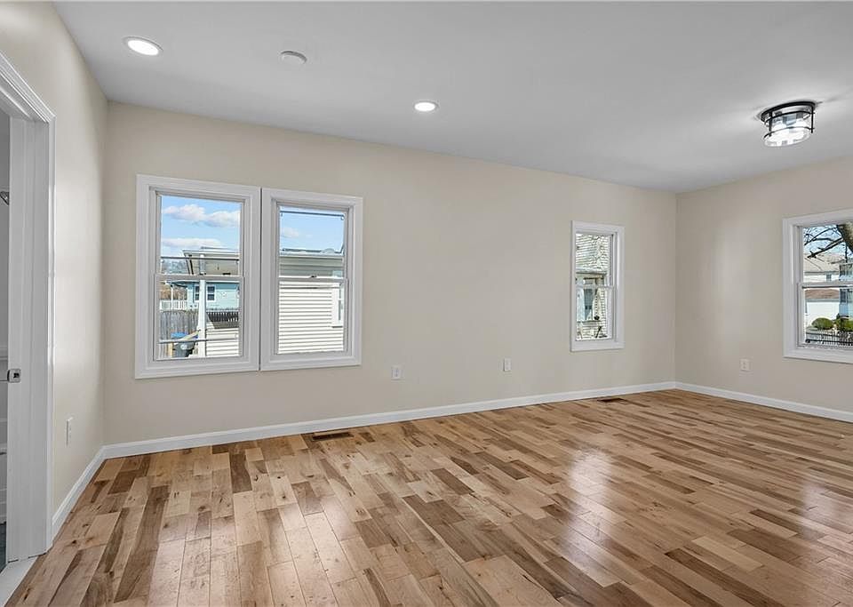 155 Archambault Ave, West Warwick, RI 02893 Zillow