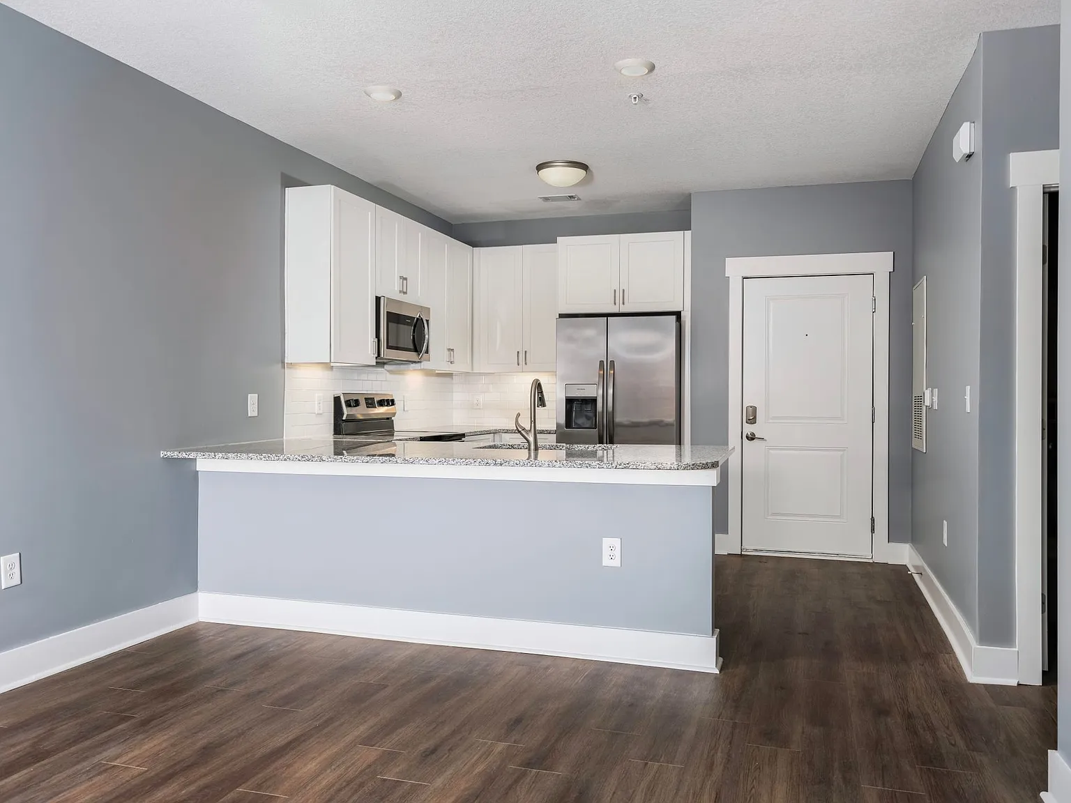 Grand Park Luxury Apartments — Photo 4