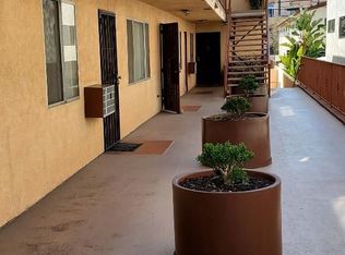 4916 Rosewood Ave, Los Angeles, CA 90004