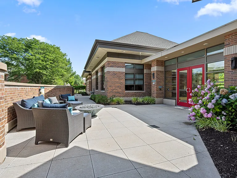 Chaddwell Apartments — Photo 46